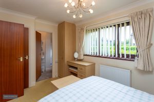 Bedroom- click for photo gallery